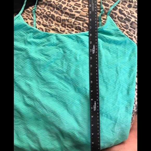 Apostrophe XL green textured camisole mid weight stretch not see through NWOT - Picture 5 of 11